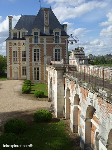 Château de Selles sur Cher visite aile Philippe de Béthune