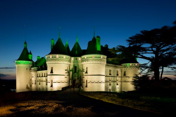 Nuit magique au Château de Chaumont sur Loire visite nocturnependant le festival Internationnal des Jardins