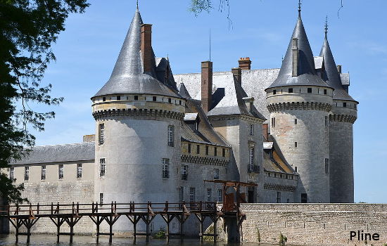 Château de Sully sur Loire châteaux qui se visitent région centre jardin parc