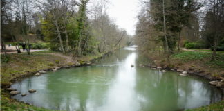 Le Loiret rivière source bouillon Parc floral de la Source Orléans