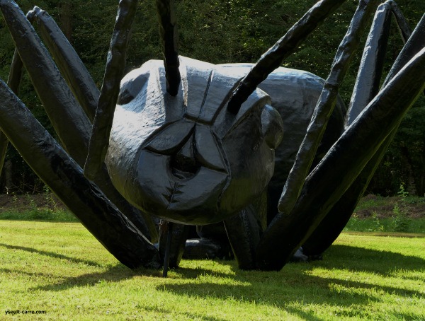 Michel Audiard « Fourmi » (détail) - Jardin de sculptures de la Biennale de Sologne 2017 copyright Yseult Carré